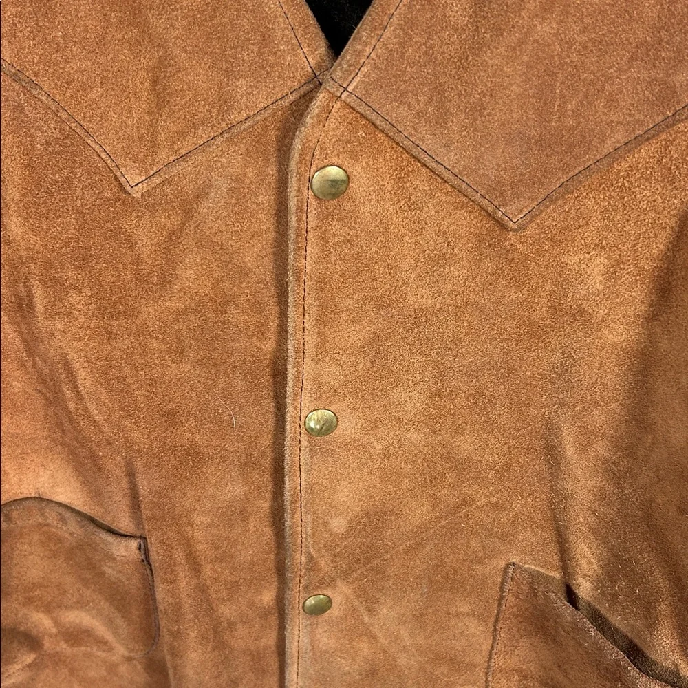 Vintage DeerWear Brown Suede Leather Hunting Vest – Western Outdoors - Picture 2 of 5